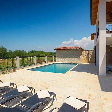 Lume Ferienhaus *
