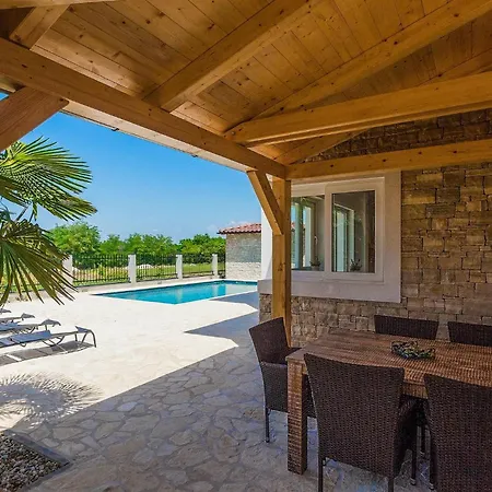 Lume Ferienhaus Poreč